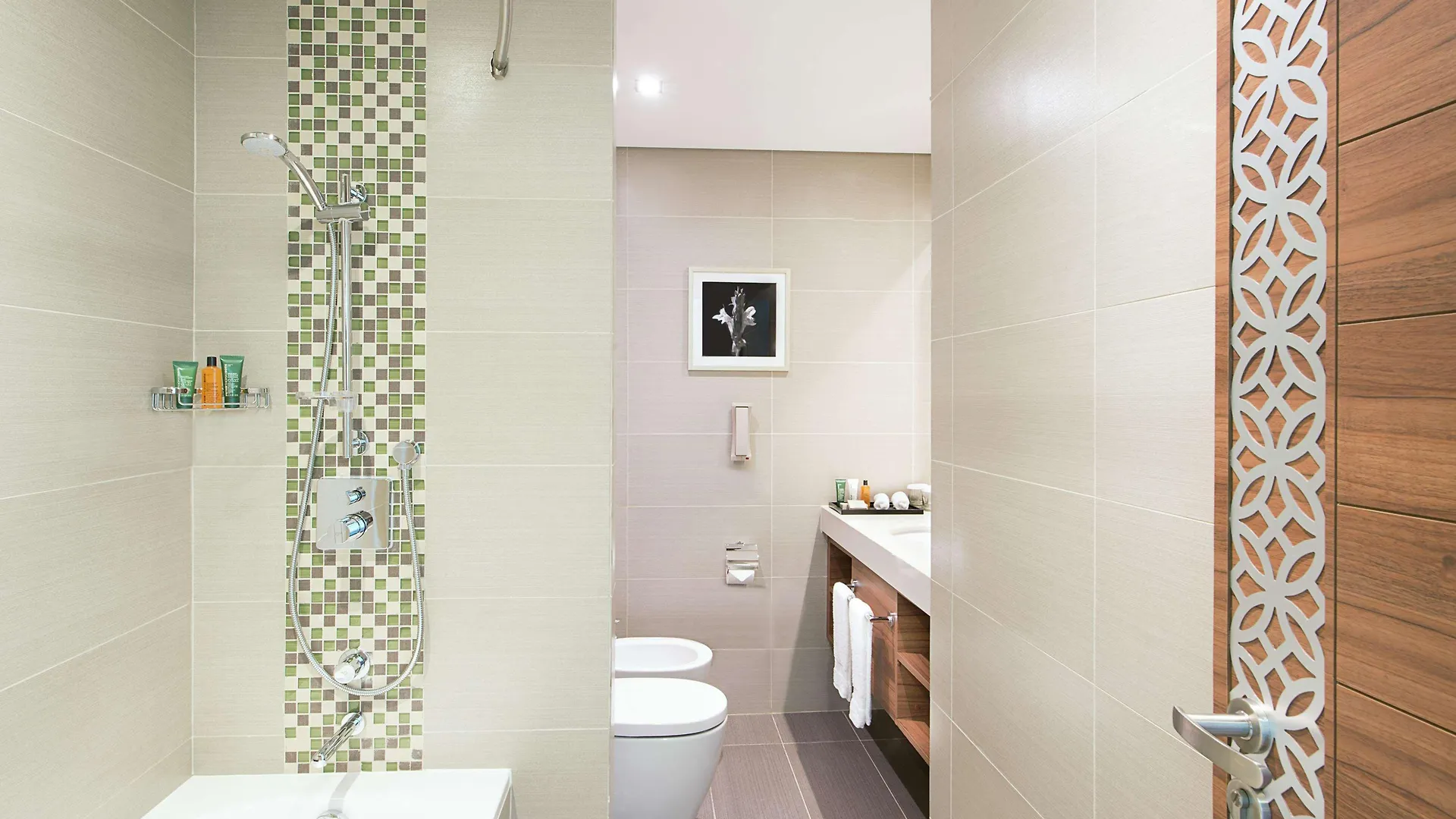 Hilton Garden Inn Dubai Deira 4*,  Emirados Árabes Unidos