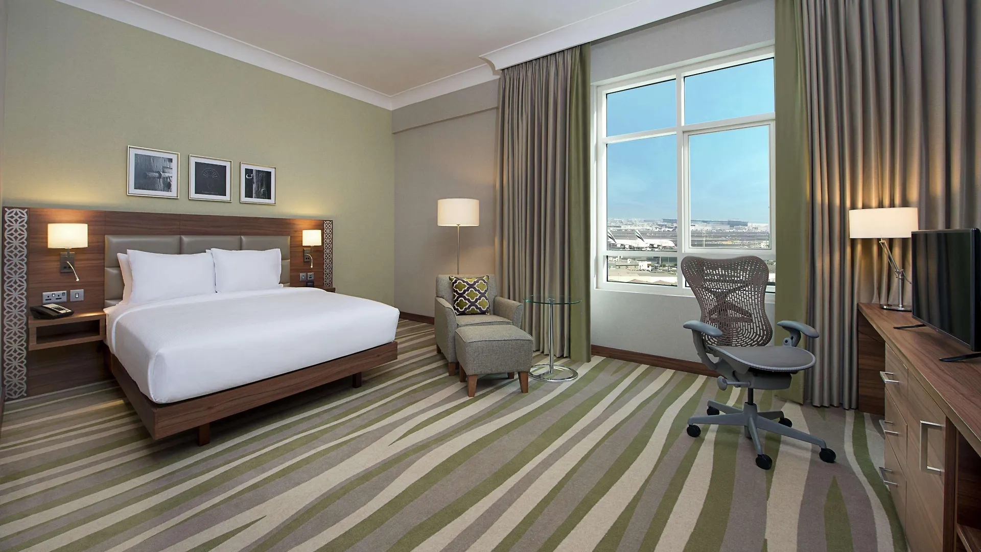 **** Hotel Hilton Garden Inn Dubai Deira United Arab Emirates